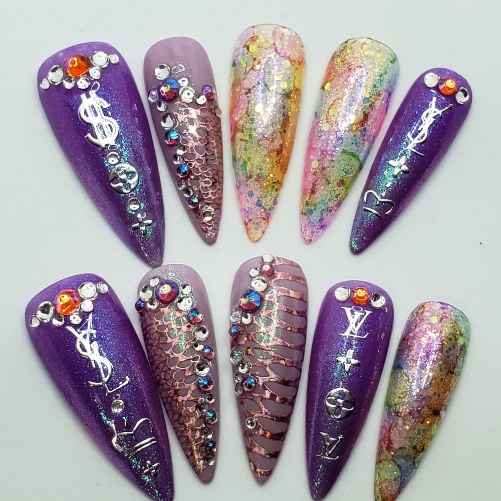Chameleon Luxury Gel Press on Nails " Purple Chameleon " - Picture 3 of 15